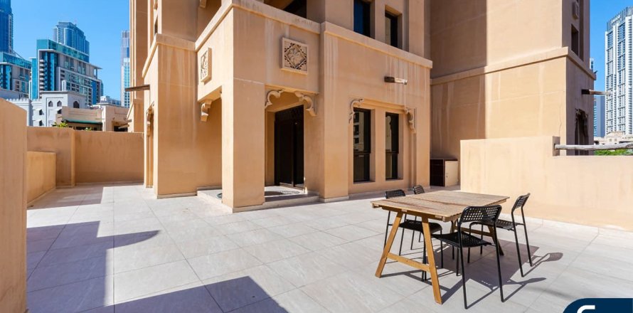 Apartment in Kamoon, Old Town, Dubai 1 bedroom, 210 sq.m. № 78993