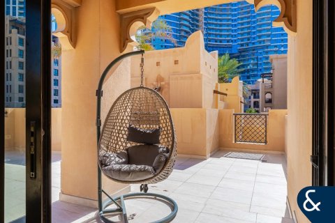 Apartment in Kamoon, Old Town, Dubai 1 bedroom, 210 sq.m. № 78993 - photo 2