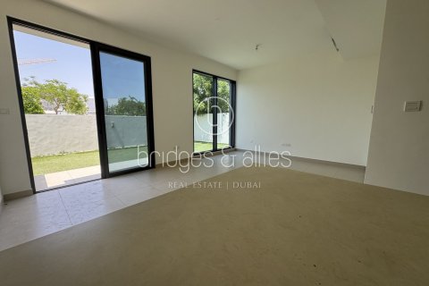Villa à Dubai Hills Estate, Dubai, 4 chambres, 232.3 m², № 42838 - photo 3