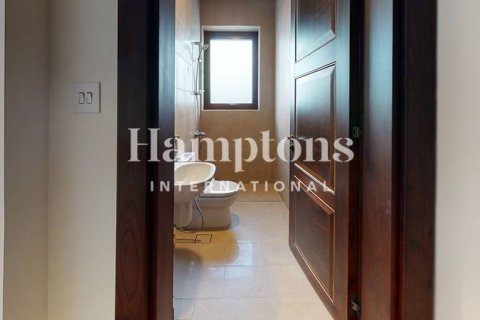 Снять в аренду виллу в Мохаммед Бин Рашид Сити, Дубай: 6 спален, 1581.02325400м², № 63779 - фото 27