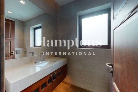 Снять в аренду виллу в Мохаммед Бин Рашид Сити, Дубай: 6 спален, 1581.02325400м², № 63779 - фото 21