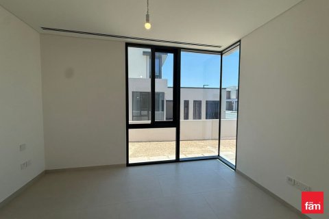 Снять в аренду таунхаус в Джабаль-Али, Дубай: 4 спальни, 343.3м², № 111449 - фото 20