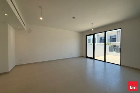 Снять в аренду таунхаус в Джабаль-Али, Дубай: 4 спальни, 343.3м², № 111449 - фото 4