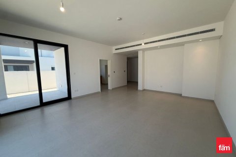 Снять в аренду таунхаус в Джабаль-Али, Дубай: 4 спальни, 343.3м², № 111449 - фото 7