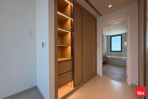 Снять в аренду таунхаус в Джабаль-Али, Дубай: 4 спальни, 343.3м², № 111449 - фото 5