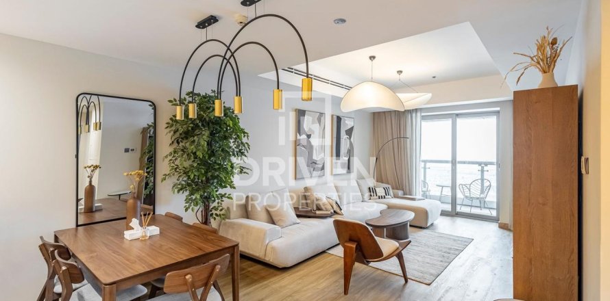 Apartment in Dubai Marina, Dubai 2 bedrooms, 110 sq.m. № 19102