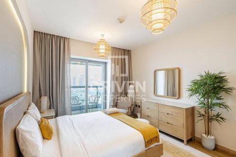 Apartment in Dubai Marina, Dubai 2 bedrooms, 110 sq.m. № 19102 - photo 9