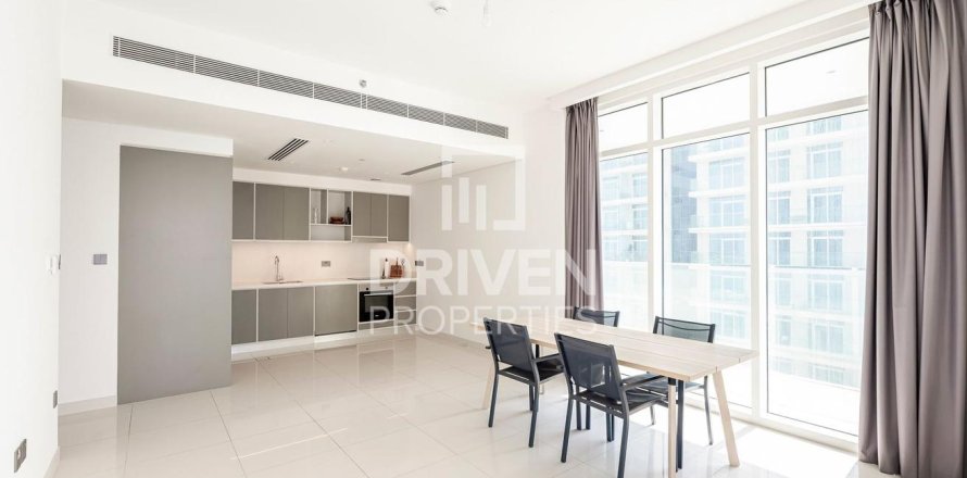 Квартира в EMAAR Beachfront, Dubai Harbour, Дубай, 2 спальни, 130м², № 19101