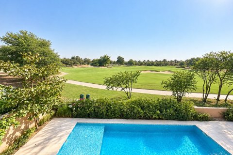 Villa in Jumeirah Golf Estates, Dubai 6 bedrooms, 785.31 sq.m. № 142131 - photo 26