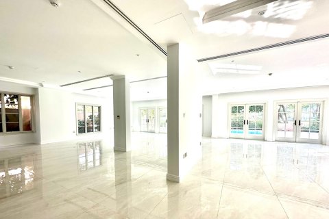 Villa in Jumeirah Golf Estates, Dubai 6 bedrooms, 785.31 sq.m. № 142131 - photo 8