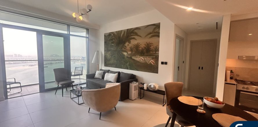 Apartment in EMAAR Beachfront, Dubai Harbour, Dubai 1 bedroom, 69 sq.m. № 74858
