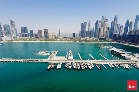 Apartment in Dubai Harbour, Dubai 2 bedrooms, 111.6 sq.m. № 114448 - photo 2