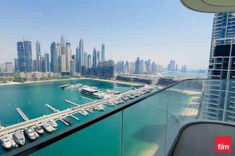 Apartment in Dubai Harbour, Dubai 2 bedrooms, 111.6 sq.m. № 114448 - photo 1