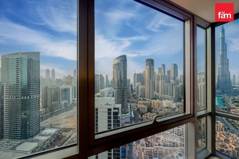 Appartement à Downtown Dubai (Downtown Burj Dubai), Dubai, 2 chambres, 151.9 m², № 93620 - photo 2