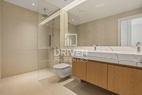 Снять в аренду квартиру в La Mer, Джумейра, Дубай: 2 спальни, 118.36м², № 128611 - фото 15