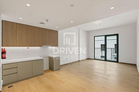 Снять в аренду квартиру в La Mer, Джумейра, Дубай: 1 спальня, 74.32м², № 128612 - фото 2