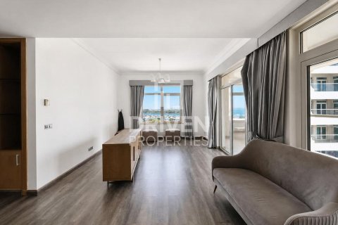 Apartment in Shoreline Apartments, Palm Jumeirah, Dubai 3 bedrooms, 200.21 sq.m. № 128613