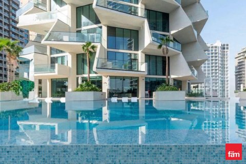 Appartement à Dubai, 1 chambre, 75.1 m², № 110569