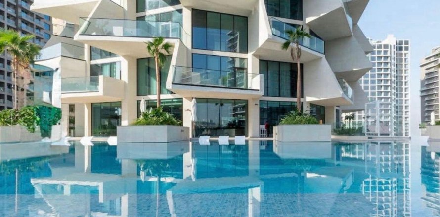 Appartement à Dubai, 1 chambre, 75.1 m², № 110569