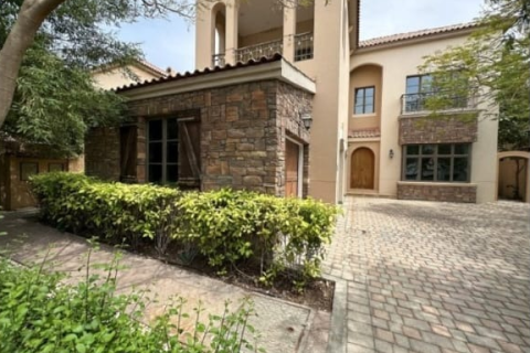 Villa à Hillside at Jumeirah Golf Estates, Jumeirah Golf Estates, Dubai, 5 chambres, 524 m², № 3796 - photo 4