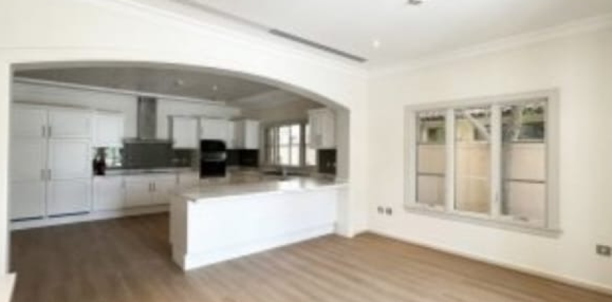 Villa à Hillside at Jumeirah Golf Estates, Jumeirah Golf Estates, Dubai, 5 chambres, 524 m², № 3796