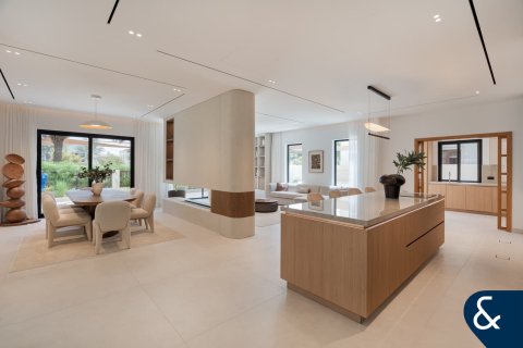 Купить виллу в Арабиан Ранчес, Дубай: 5 спален, 547м², № 78771 - фото 11