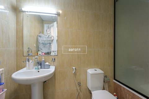 Apartment in Jumeirah Lake Towers, Dubai 2 bedrooms, 89.4 sq.m. № 21004 - photo 12