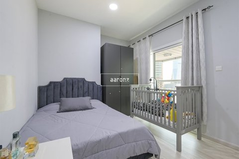 Apartment in Jumeirah Lake Towers, Dubai 2 bedrooms, 89.4 sq.m. № 21004 - photo 3