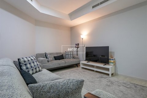 Apartment in Jumeirah Lake Towers, Dubai 2 bedrooms, 89.4 sq.m. № 21004 - photo 1