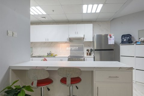 Apartment in Jumeirah Lake Towers, Dubai 2 bedrooms, 89.4 sq.m. № 21004 - photo 8