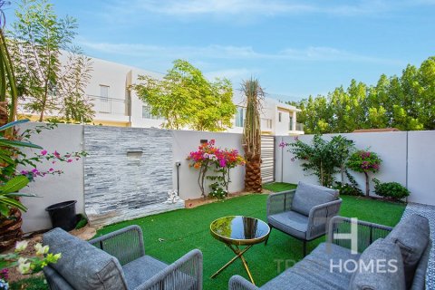 Villa in Arabian Ranches 2, Dubai 3 bedrooms, 204 sq.m. № 13413 - photo 17