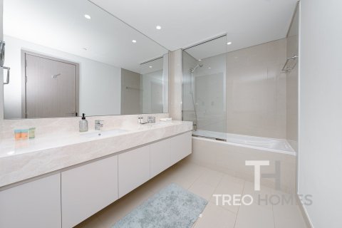 Купить квартиру в Бурдж-Халифе, Дубай: 2 спальни, 123м², № 13407 - фото 11