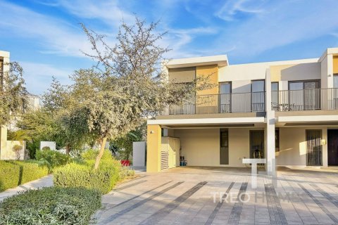 Townhouse in Tilal Al Ghaf, Dubai 4 bedrooms, 219 sq.m. № 13406 - photo 1
