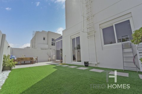 Townhouse in Mudon, Dubai 4 bedrooms, 264 sq.m. № 13415 - photo 3