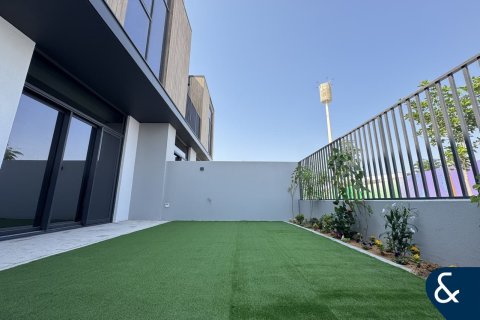 Villa in Mudon, Dubai 3 bedrooms, 206 sq.m. № 76264 - photo 2