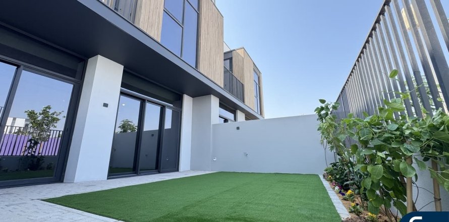 Villa in Mudon, Dubai 3 bedrooms, 206 sq.m. № 76264