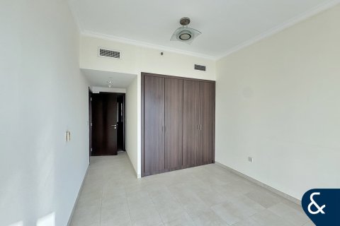 Apartment in Churchill Towers, Business Bay, Dubai 2 bedrooms, 118 sq.m. № 76257 - photo 13