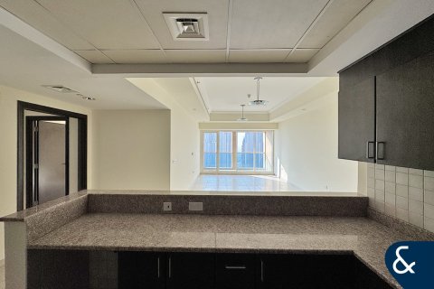 Apartment in Churchill Towers, Business Bay, Dubai 2 bedrooms, 118 sq.m. № 76257 - photo 4