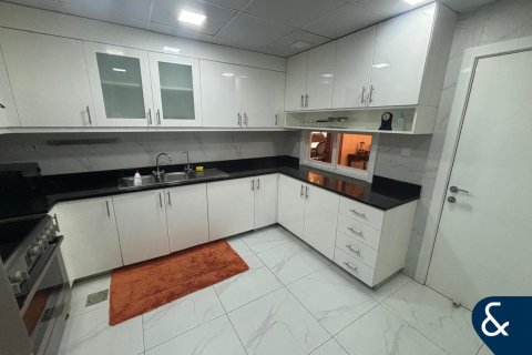 Apartment in Murjan, Jumeirah Beach Residence, Dubai 3 bedrooms, 179 sq.m. № 76265 - photo 17