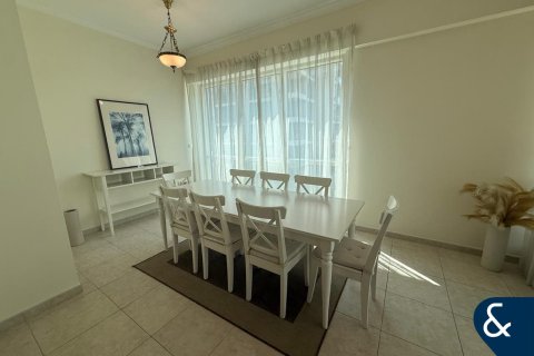 Apartment in Al Majara, Dubai Marina, Dubai 3 bedrooms, 191 sq.m. № 76263 - photo 4