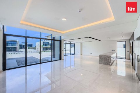 Villa in Dubai Hills Estate, Dubai 5 bedrooms, 560.1 sq.m. № 70724 - photo 5
