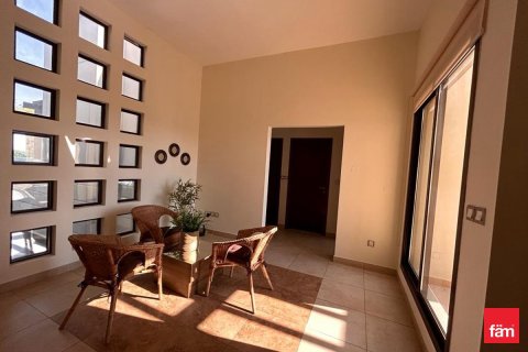 Снять в аренду таунхаус в Дубае: 4 спальни, 563.6м², № 90570 - фото 12