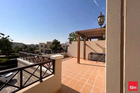 Снять в аренду таунхаус в Дубае: 4 спальни, 563.6м², № 90570 - фото 18