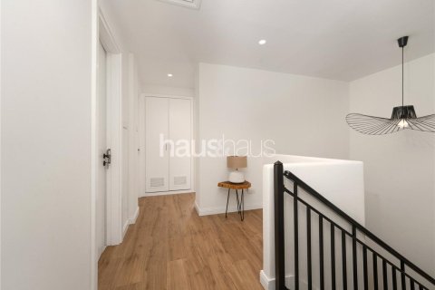 Townhouse in The Springs, Dubai 3 bedrooms, 210 sq.m. № 44174 - photo 16