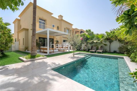 Townhouse in The Springs, Dubai 3 bedrooms, 210 sq.m. № 44174 - photo 1