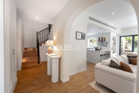 Townhouse in The Springs, Dubai 3 bedrooms, 210 sq.m. № 44174 - photo 7