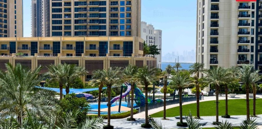 Townhouse in Dubai 2 bedrooms, 204.7 sq.m. № 41020