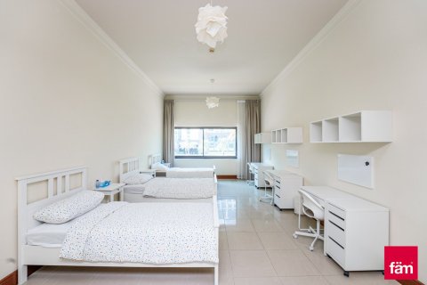 Townhouse in Palm Jumeirah, Dubai 3 bedrooms, 345.6 sq.m. № 43145 - photo 7