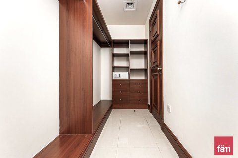 Townhouse in Palm Jumeirah, Dubai 3 bedrooms, 345.6 sq.m. № 43145 - photo 6