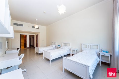 Townhouse in Palm Jumeirah, Dubai 3 bedrooms, 345.6 sq.m. № 43145 - photo 8